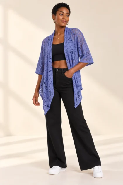 Women’s Floral Crochet Knit Top with Relaxed Viscose Fit