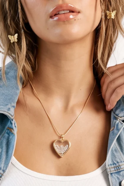 Crystal Detail Heart Pendant Necklace
