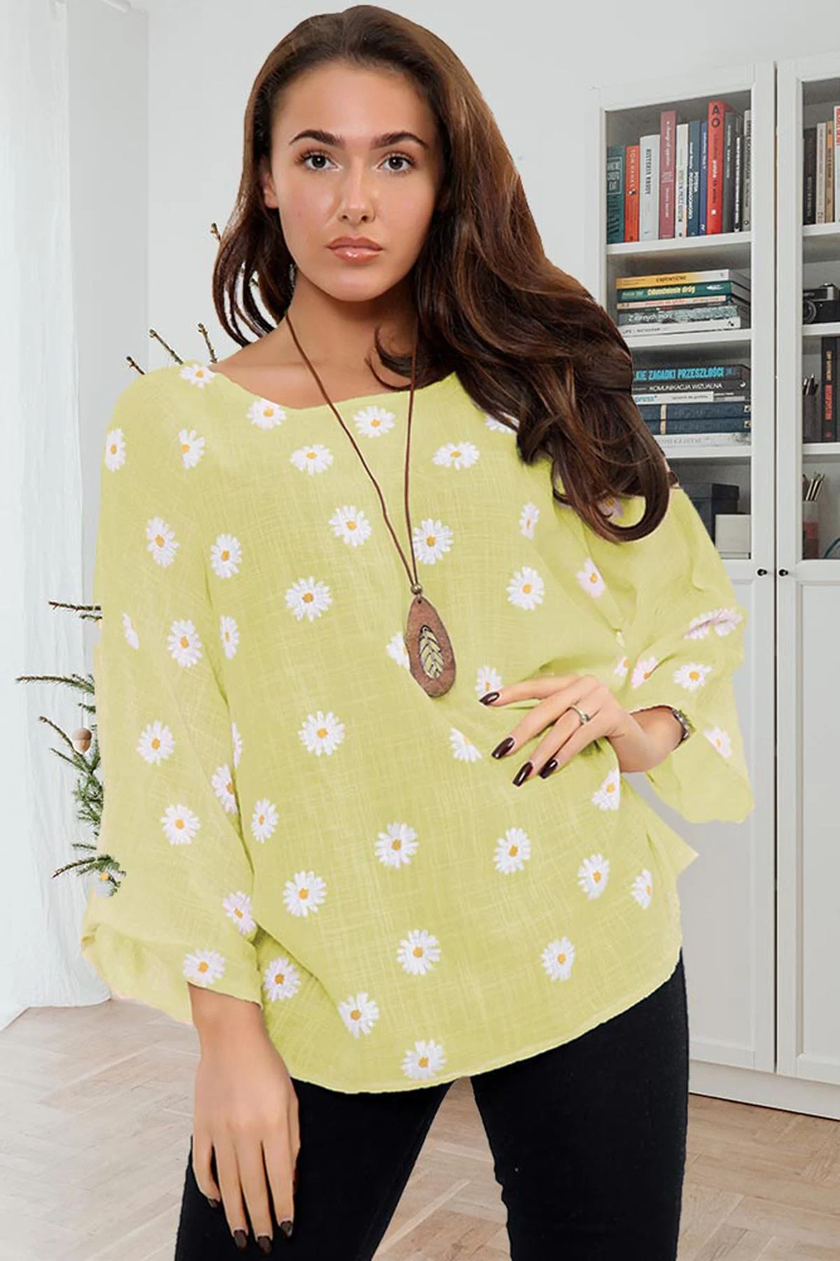 Womens Daisy Print Cotton Necklace Tunic Top
