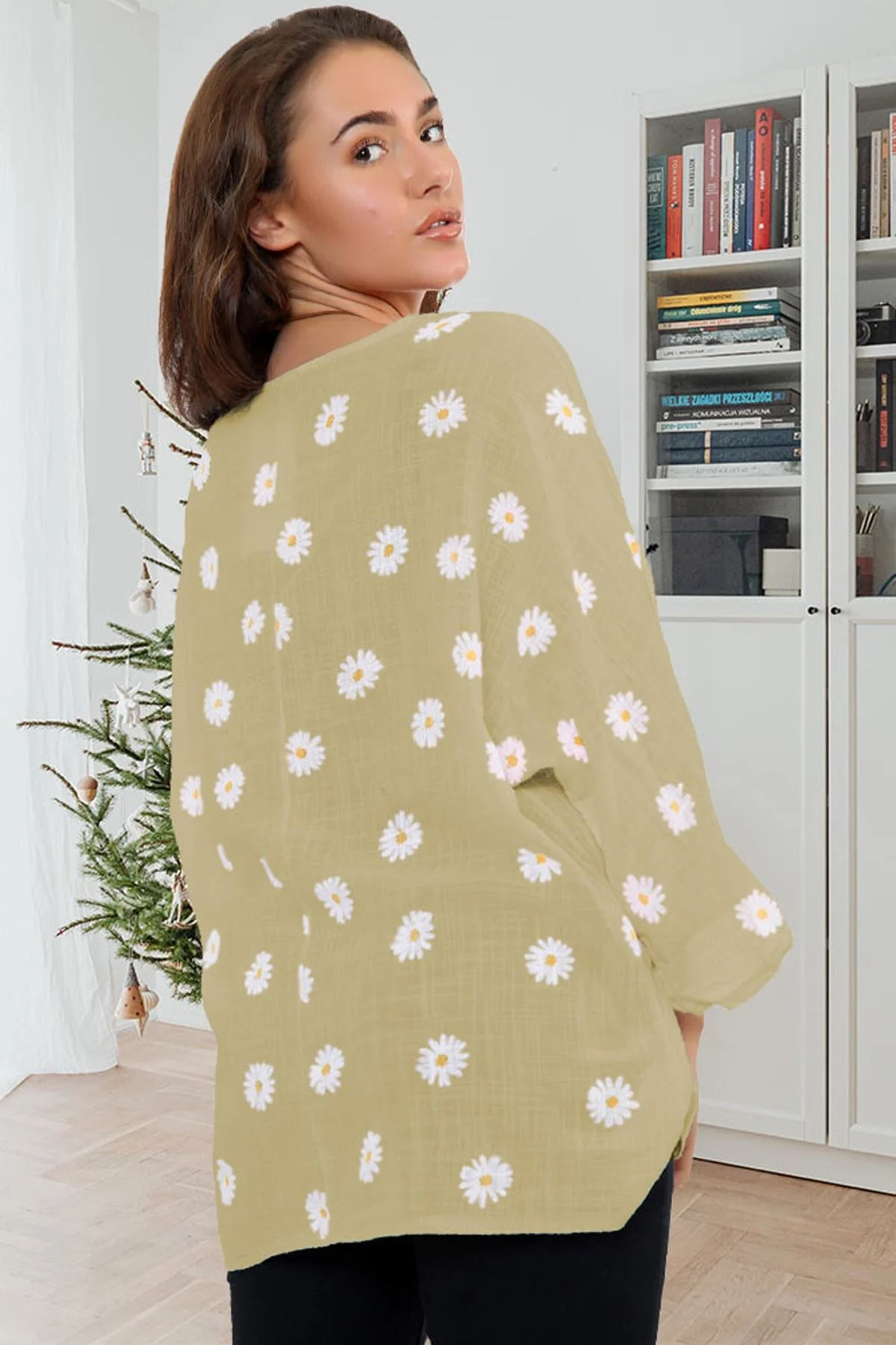 Womens Daisy Print Cotton Necklace Tunic Top