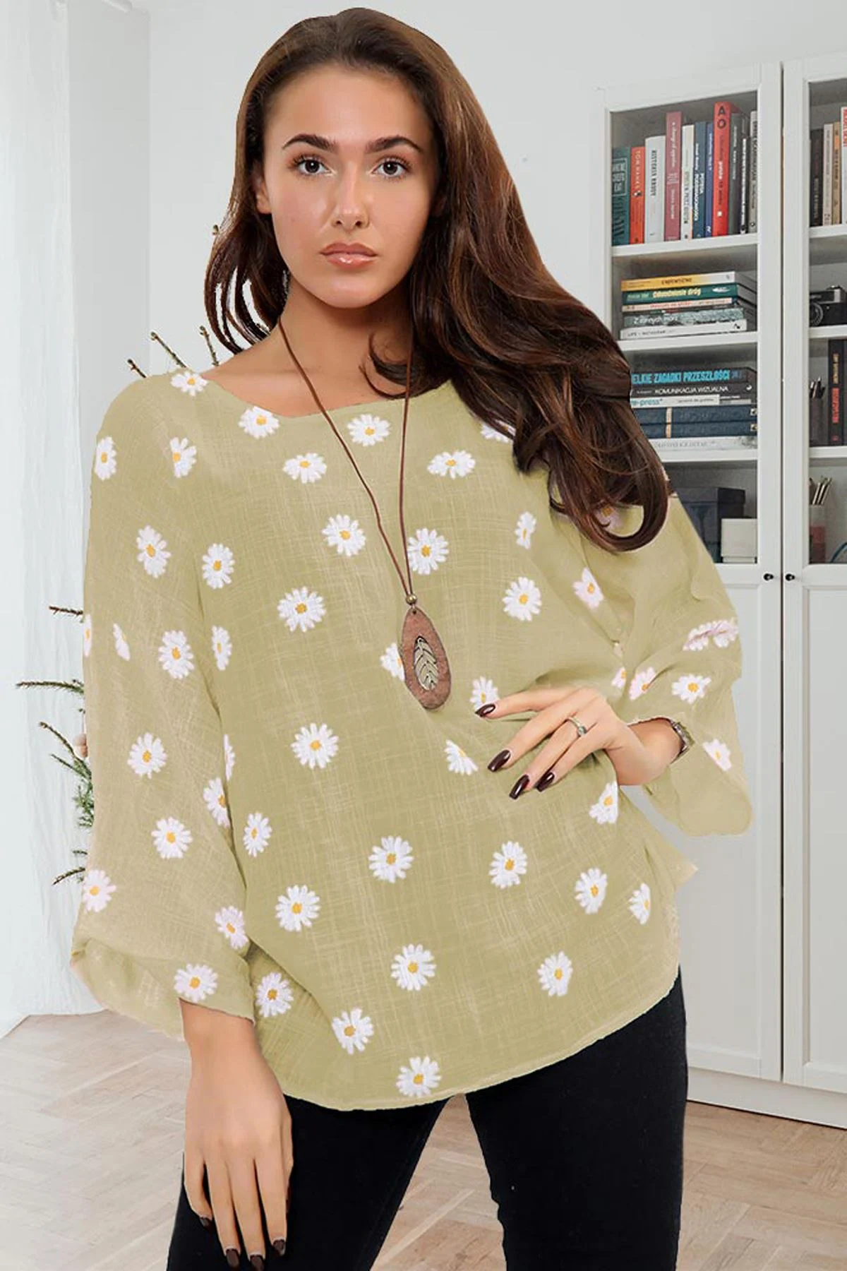 Womens Daisy Print Cotton Necklace Tunic Top