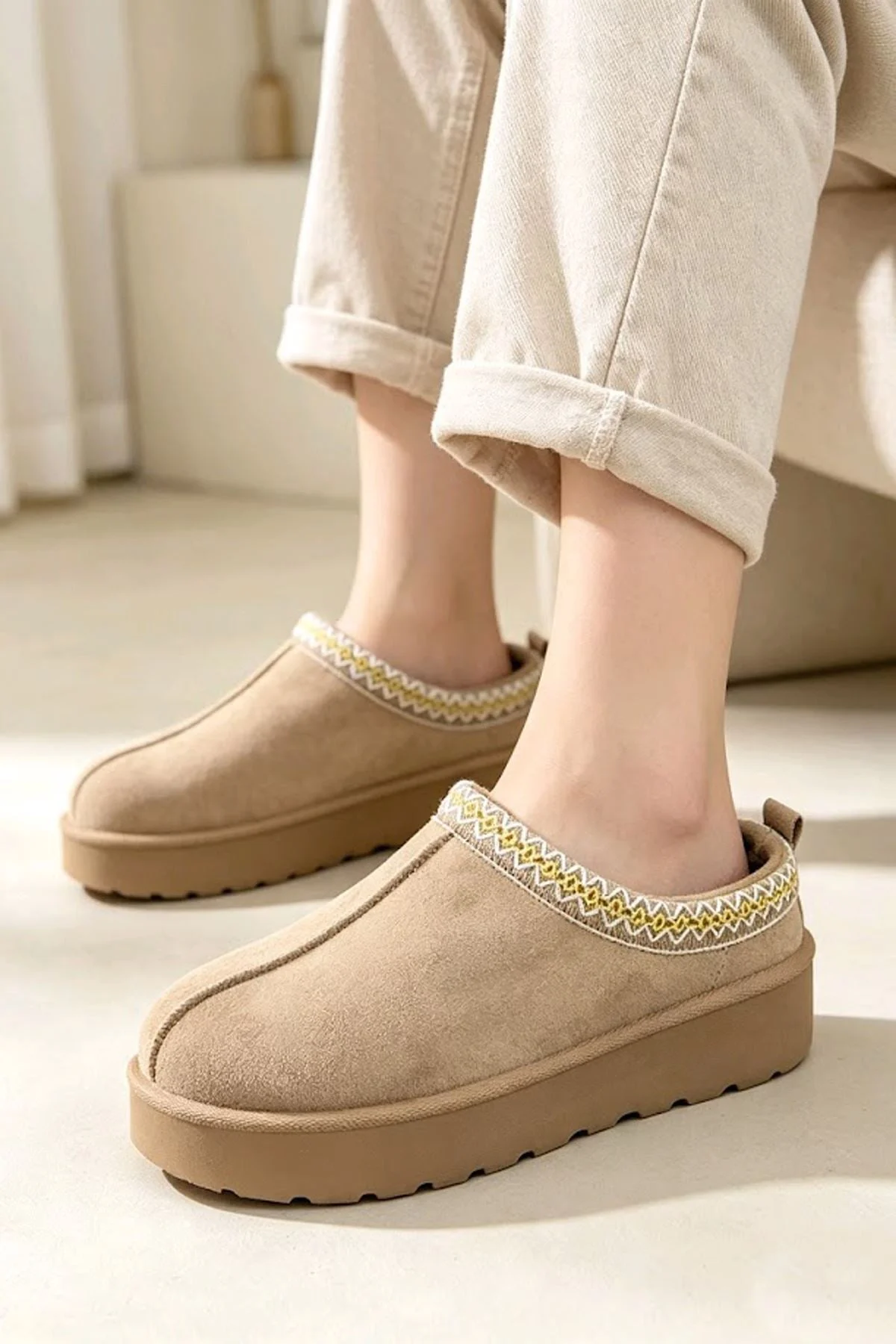 Womens Platform Slippers Embroidered Trim